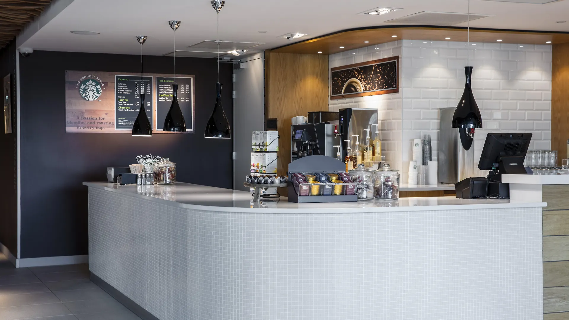 Otel Holiday Inn Express Amsterdam Arena Towers By Ihg