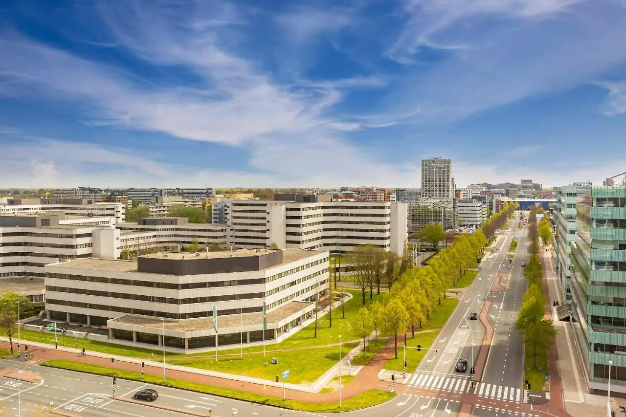 Holiday Inn Express Amsterdam Arena Towers By Ihg Hollanda