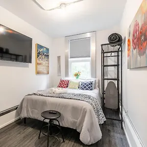 https://prime-location-upscale-1br-steps-from-byward-market.ottawa-hotel.net